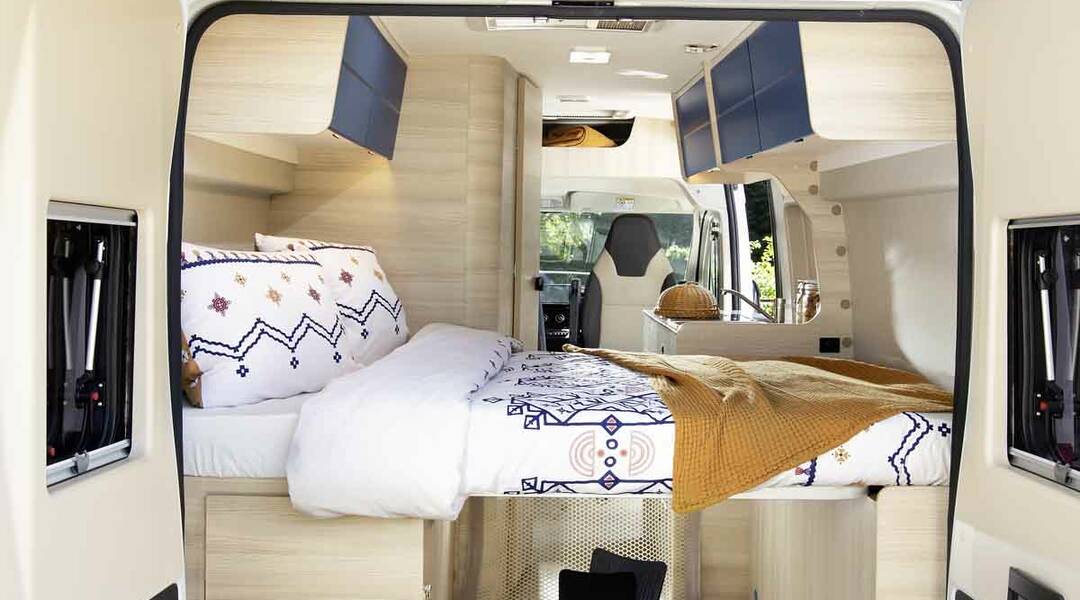 CHAUSSON_V594_FIRST_LIGHT_2026 (2)