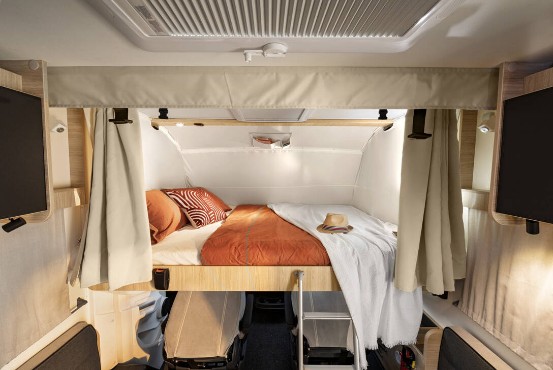 CHAUSSON_7057_2026 (1)