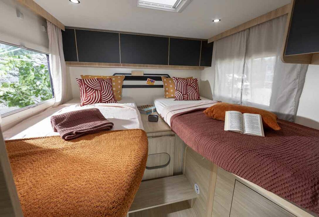 CHAUSSON_7057_2026 (3)